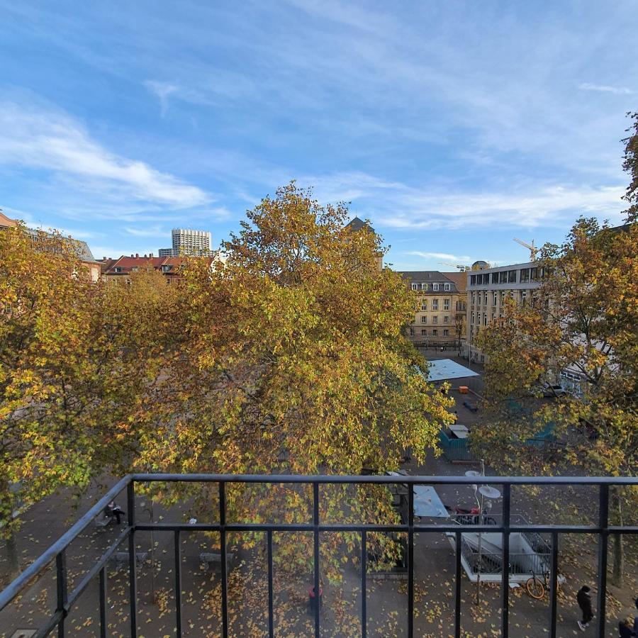 Sonniges Zimmer Mit Balkon Im Herzen Mannheims Bagian luar foto