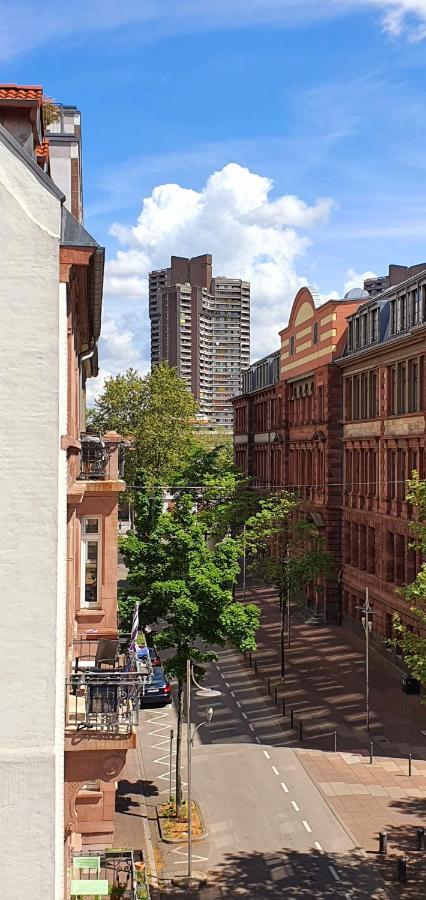 Sonniges Zimmer Mit Balkon Im Herzen Mannheims Bagian luar foto