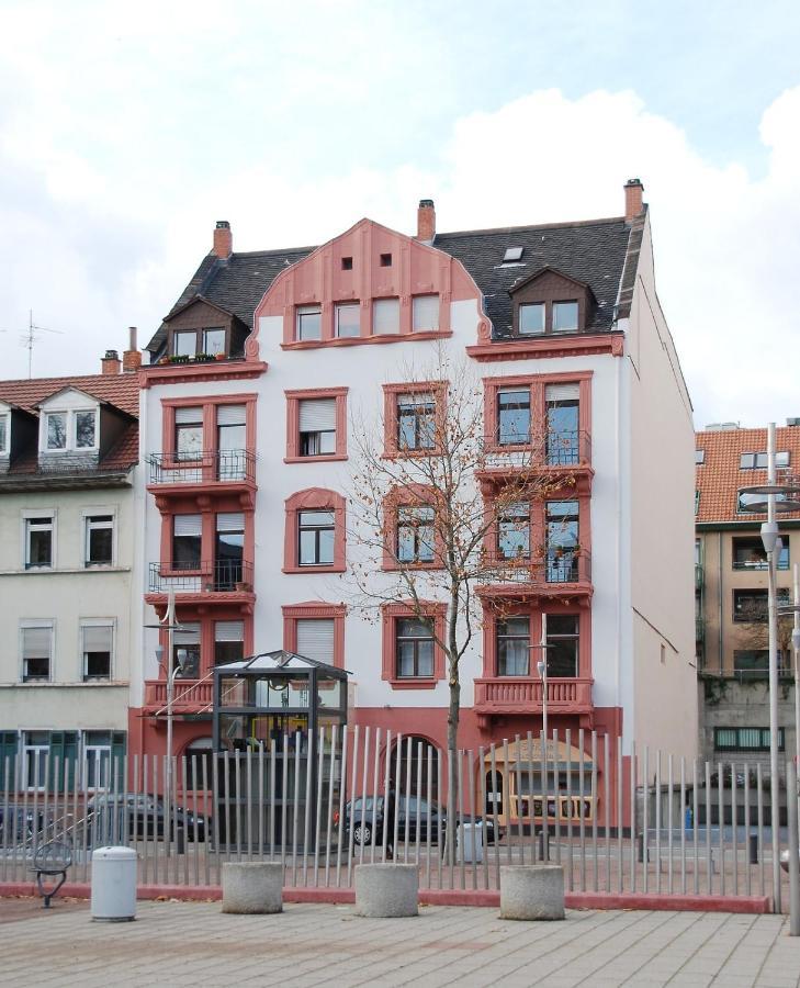 Sonniges Zimmer Mit Balkon Im Herzen Mannheims Bagian luar foto